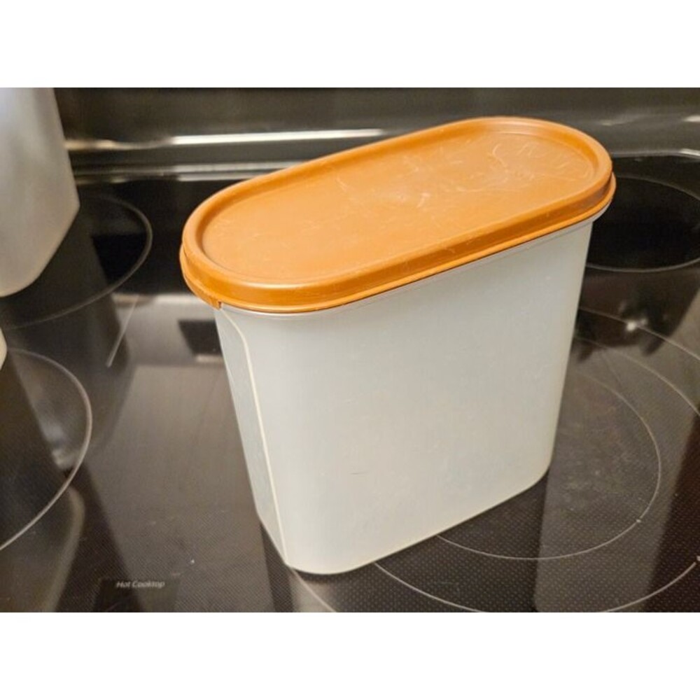 Vintage Tupperware Oval Modular Mates 7" 1613-5 W Brown Lid